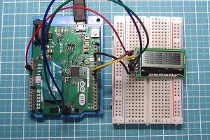 写真6、Arduino M0とAQM1248Aを直結した例(ハードウェアSPI)